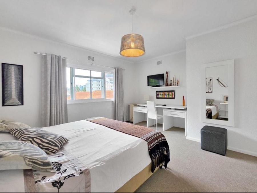 To Let 1 Bedroom Property for Rent in Sea Point Western Cape